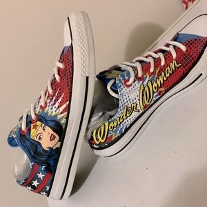 Converse Chuck Taylor DC Comics Wonder Woman Low Top Women's Size 8 men’s 6